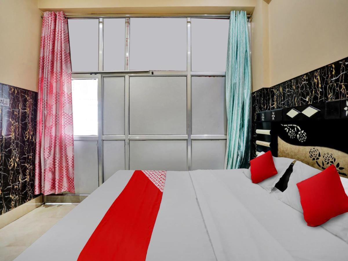 Chaya Hotel And Banquet Hall Kanpur Bagian luar foto
