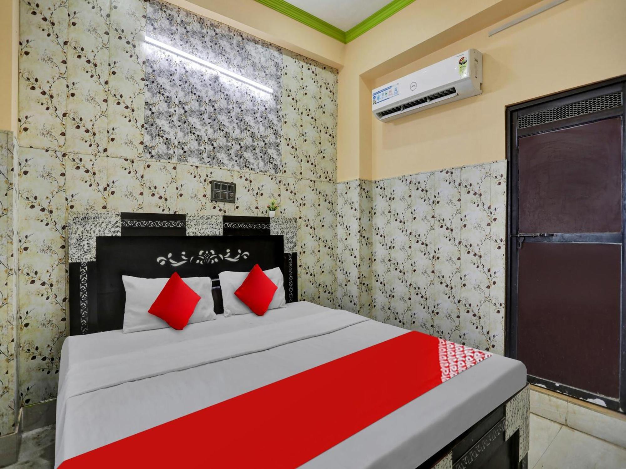 Chaya Hotel And Banquet Hall Kanpur Bagian luar foto