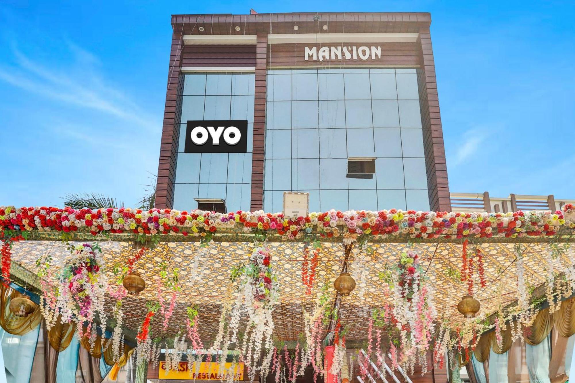 Chaya Hotel And Banquet Hall Kanpur Bagian luar foto